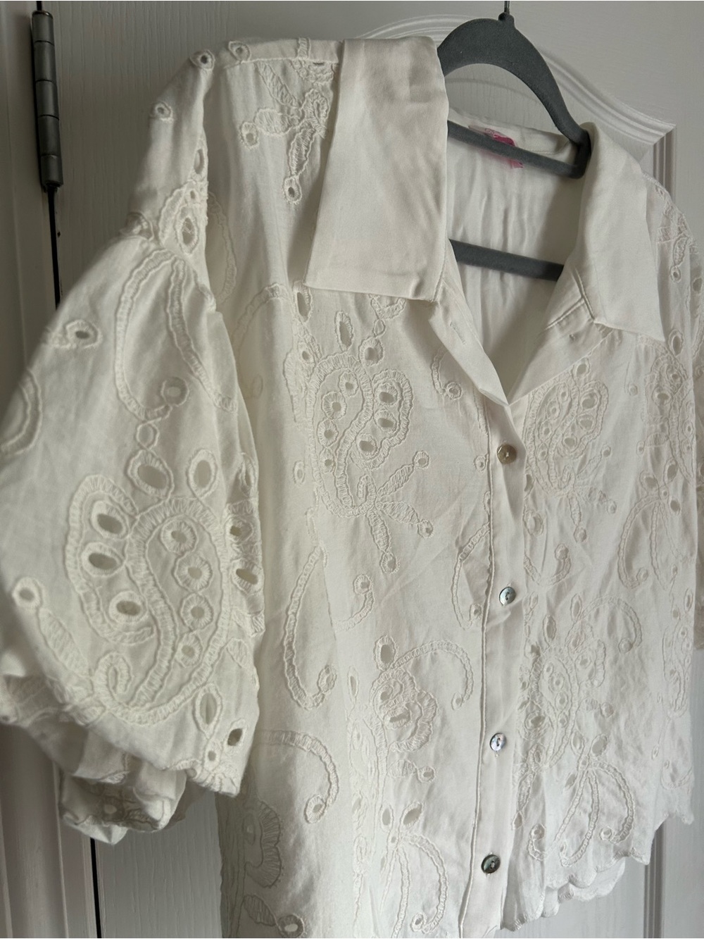 White Eyelet Button-Front Short Sleeve Top - Picture 2 of 3
